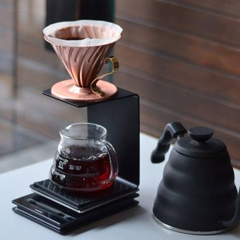 Hario V60 Copper Coffee Dripper Size 02 - Kakaw